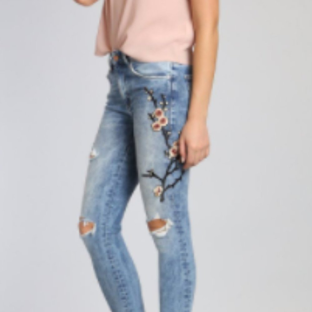Mauvi Jeans Tess Floral Embroidered High Rise Jean